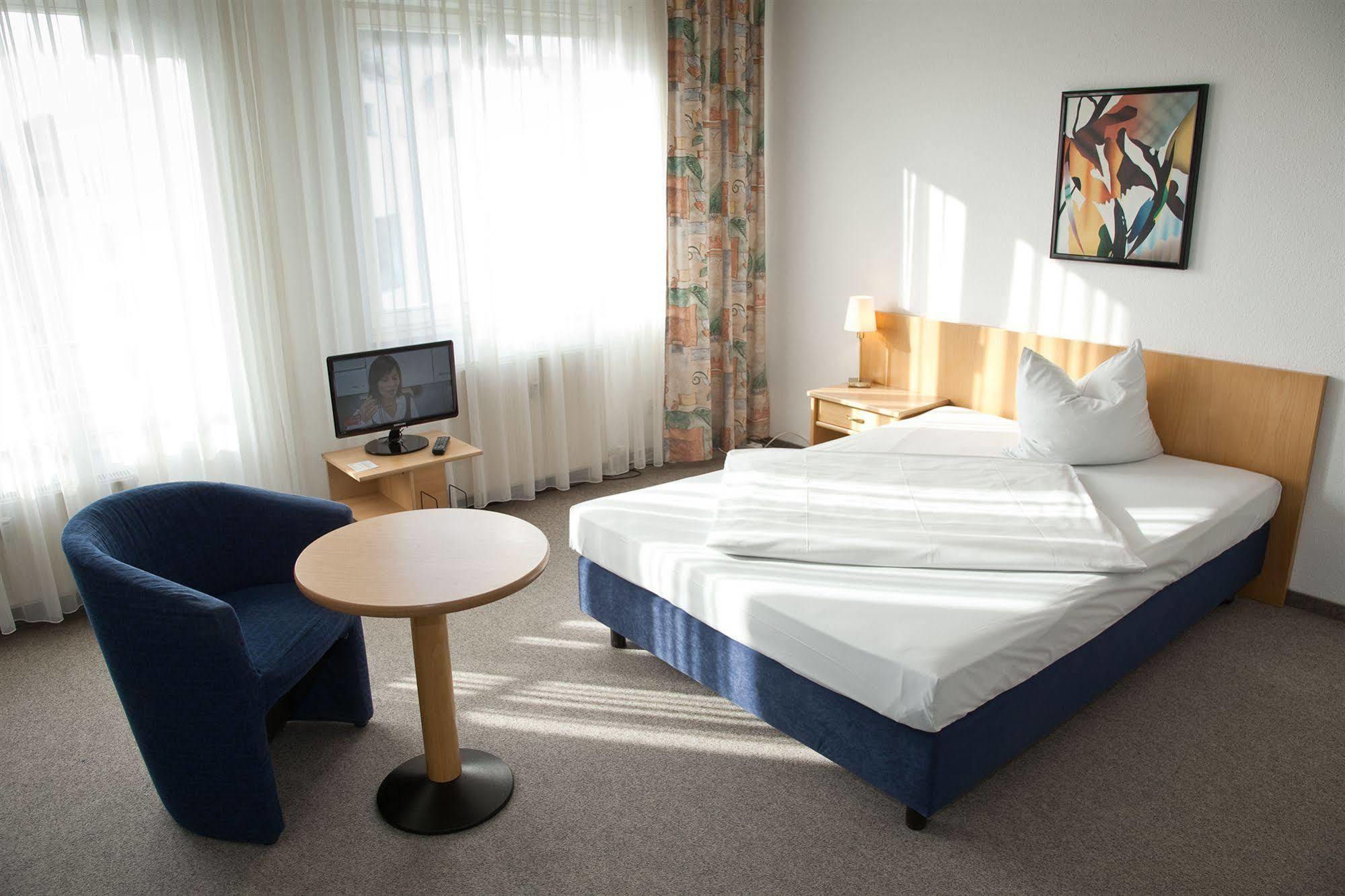Апарт отель Ariva Boardinghouse Platanenhof Мангейм Экстерьер фото